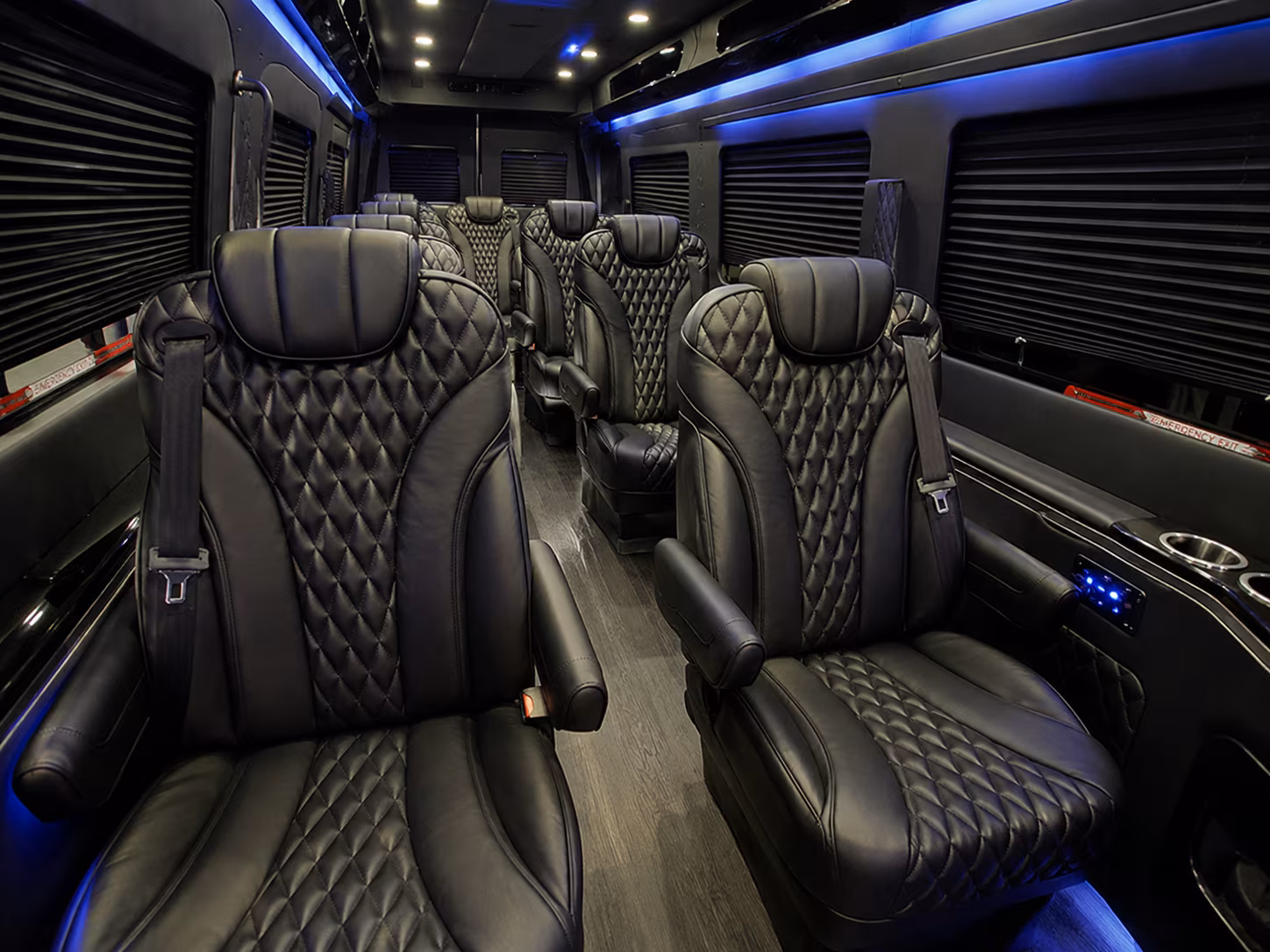 find the perfect transportation for your next airport transfer 5
