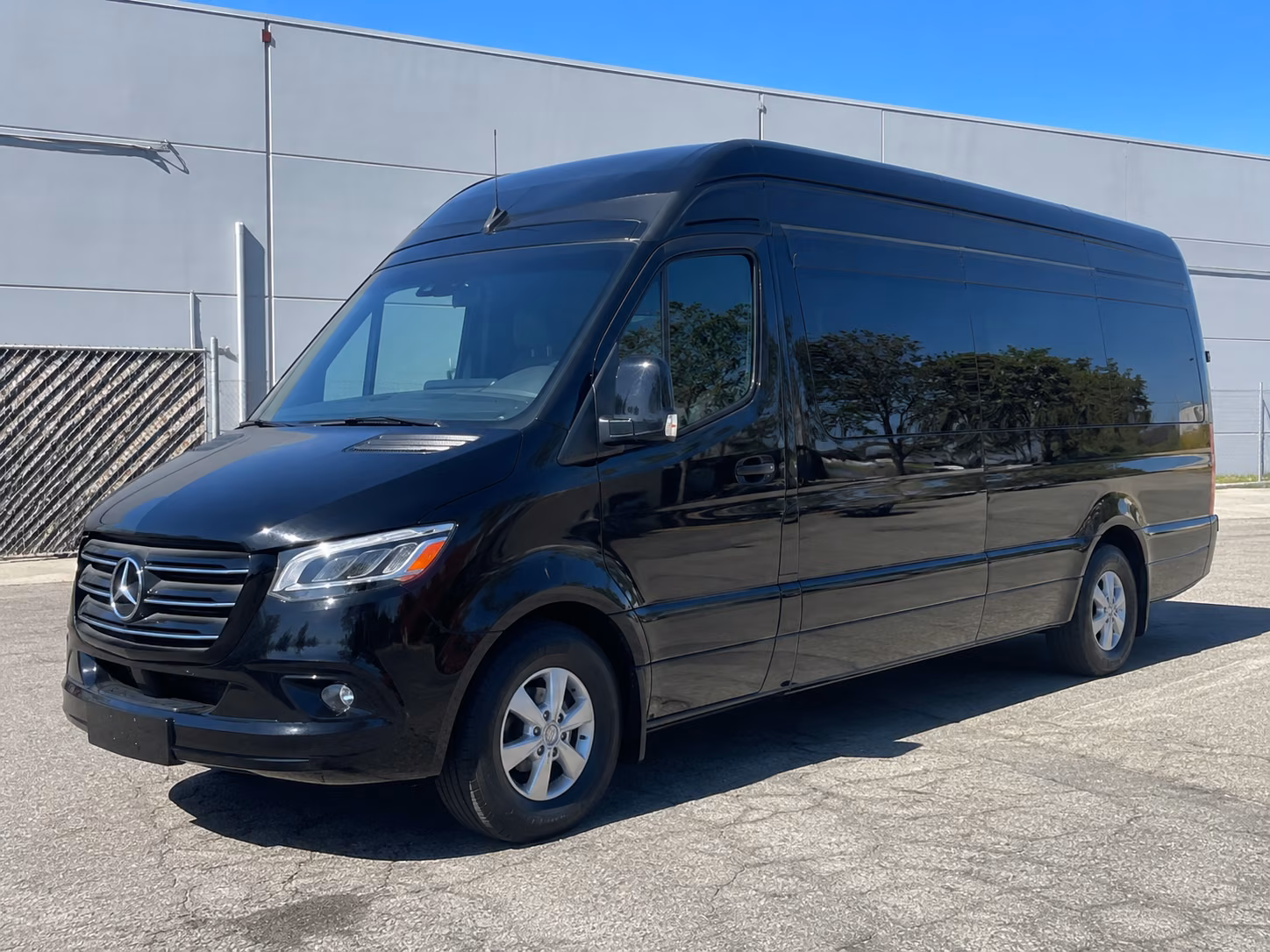 find the perfect transportation for your next corporate event 3