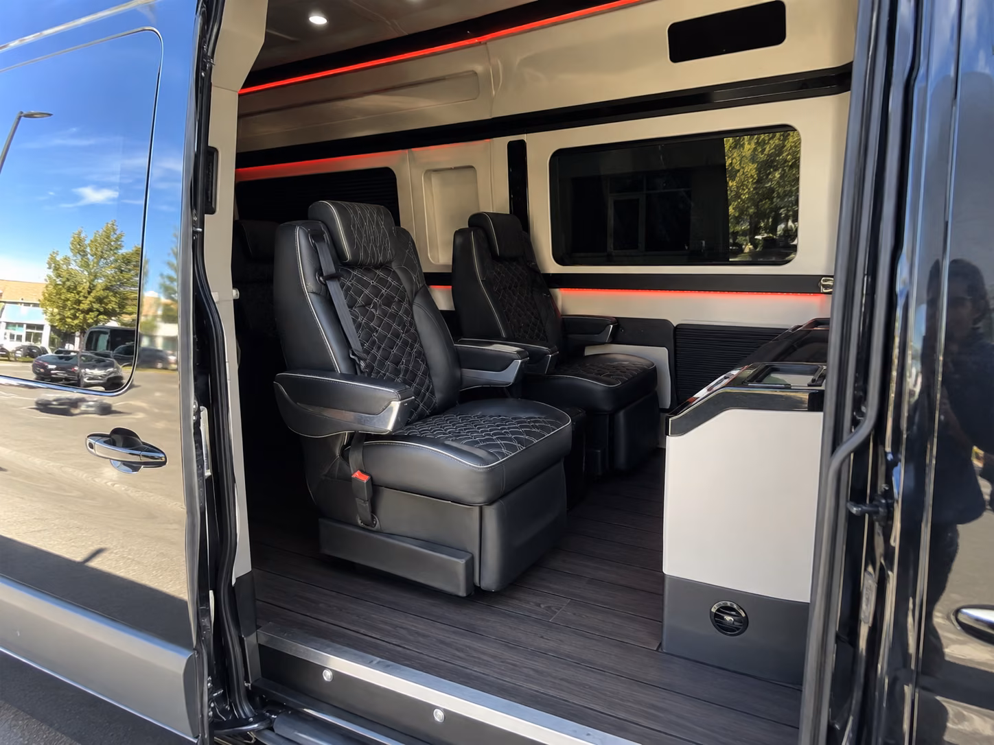 laredo 15 passenger sprinter van inside