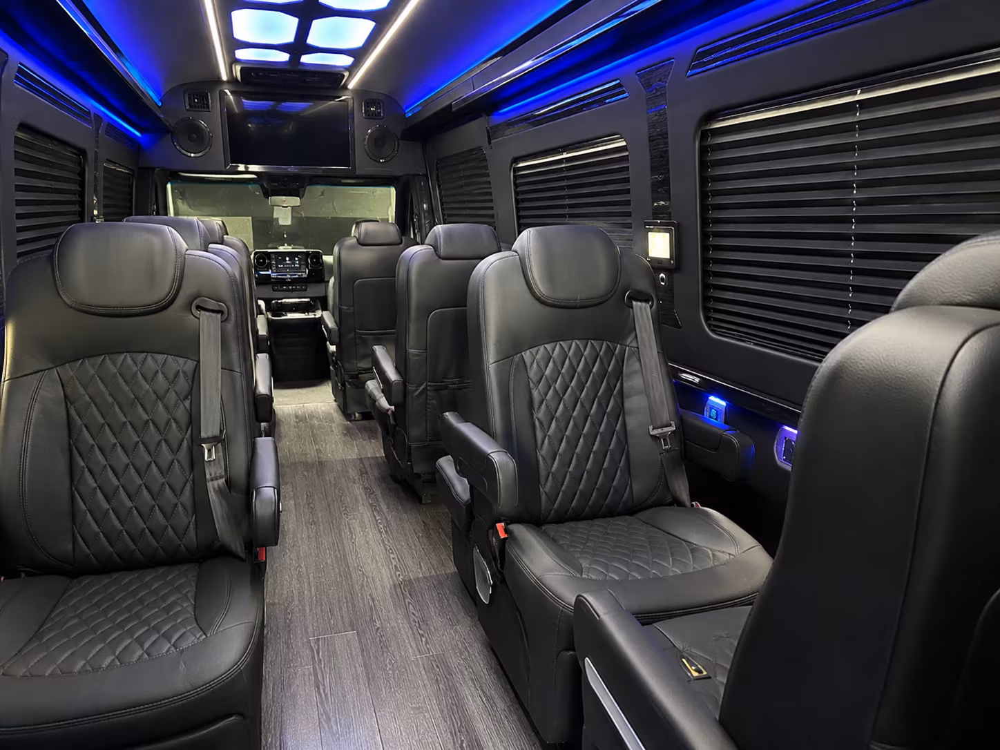 laredo 20 passenger sprinter van inside