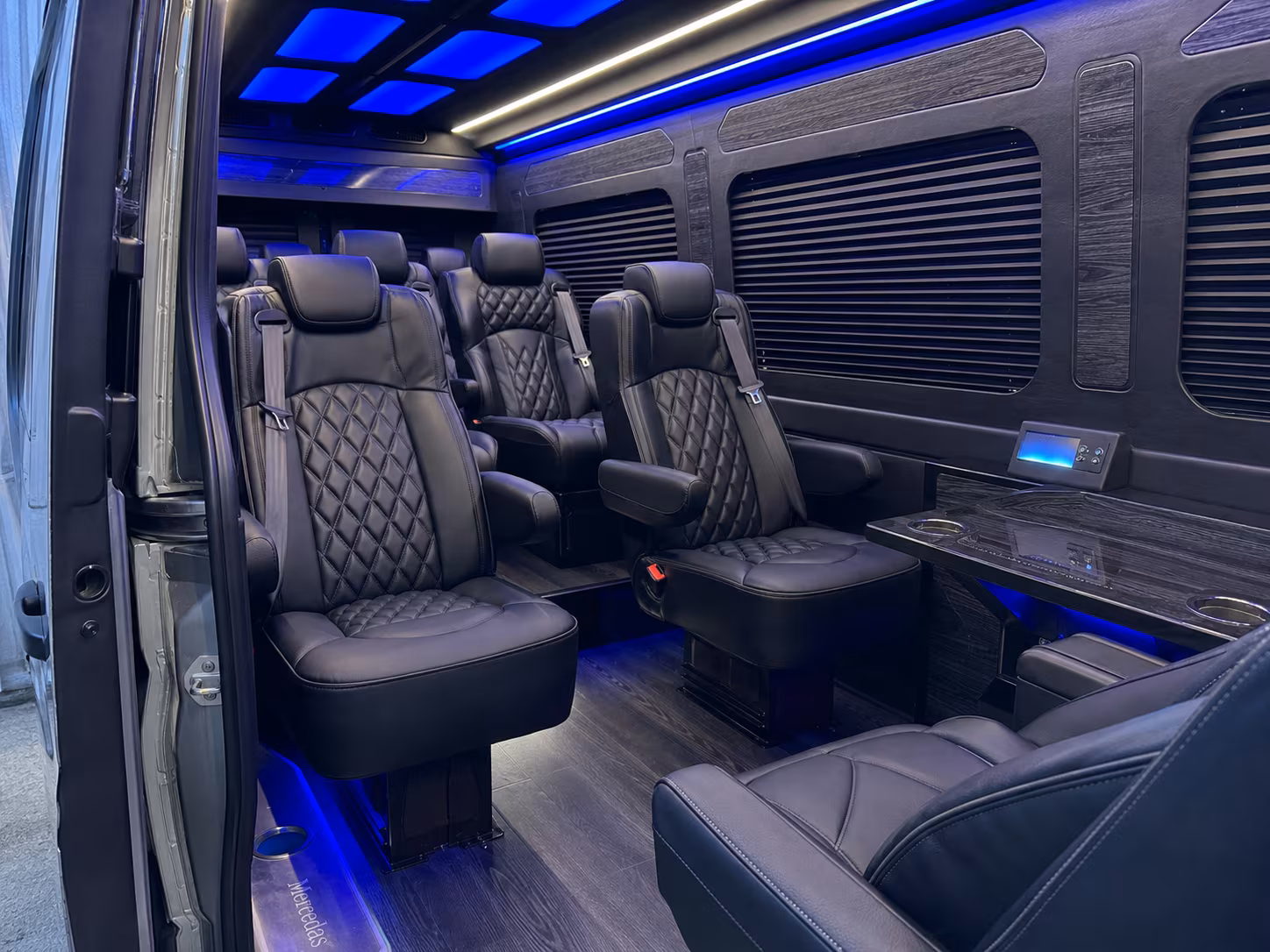 laredo 8 passenger sprinter van inside